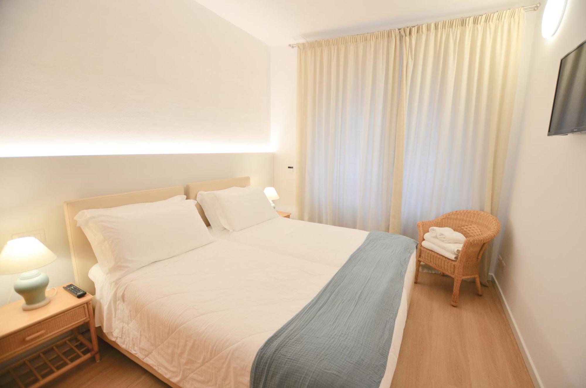 Villa Phoenix - Lake Apartments Riva del Garda Kültér fotó